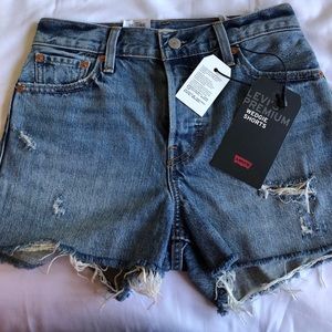 Levi’s wedgie short